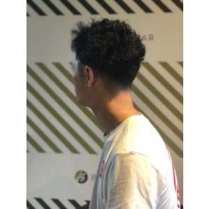 大人のパーマスタイル【BARBER-BAR】