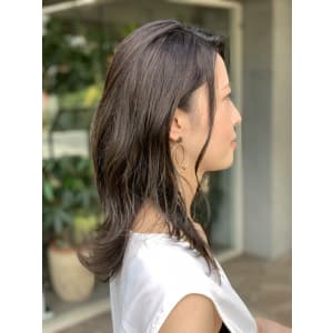 ウルフレイヤー_秋髪モノトーンベージュ