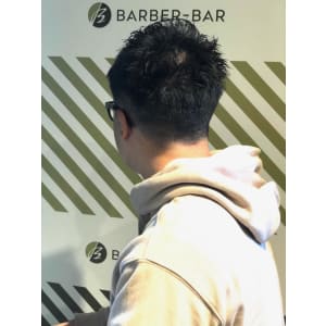 大人の刈り上げスタイル【BARBER-BAR】