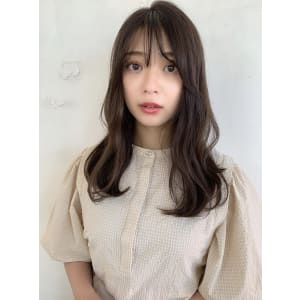 ツヤのあるほつれパーマ