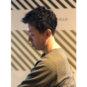大人の刈り上げスタイル【BARBER-BAR】