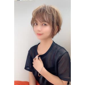 【重山祐亮】小顔フェミニンショート♪
