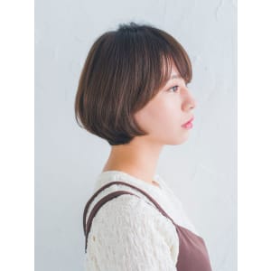 大人シンプルショートボブ - Familia【ファミリア】掲載中