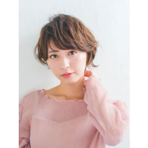 フェミニンショートボブ