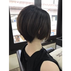 美髪カット・ショートスタイル