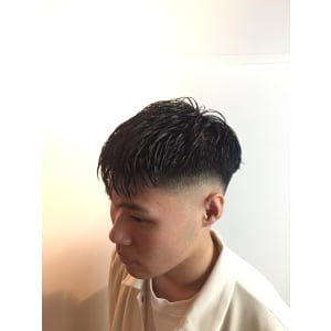 スキンフェード×パーマ