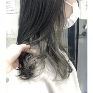 【平野】グレーのインナーカラー - Garden hair【ガーデンヘアー】掲載中