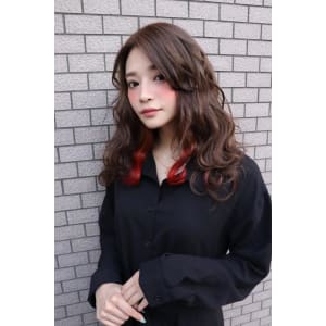 Lia＆汐見悠佑　小顔カット＋インナーカラー