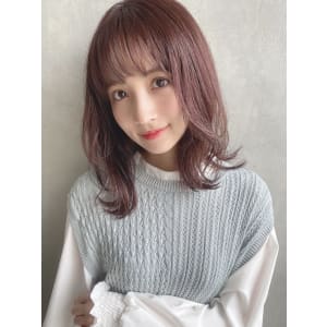 外ハネくびれヘア