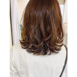 【ジュレベール  横山】ミディアムレイヤースタイル