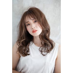 20代30代ナチュラルレイヤーセミロング