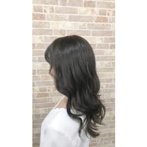 透け感カーキグレージュ【mertie 錦糸町】