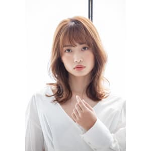 20代30代柔らかレイヤーミディアム