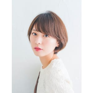 大人シンプルショートボブ