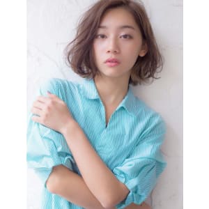 毛先パーマふんわり大人可愛いマニッシュショート