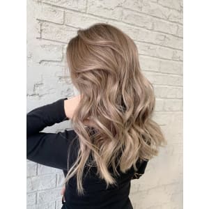 外国人ヘアホワイトベージュブロンドヘアバレイヤージュ2152