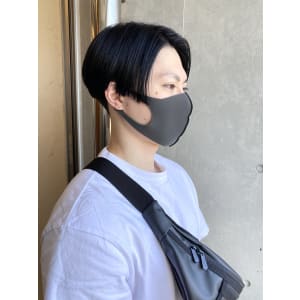 ブルーブラックモードセンターパート
