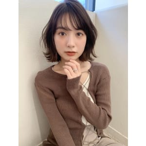 抜け感のあるミニボブ