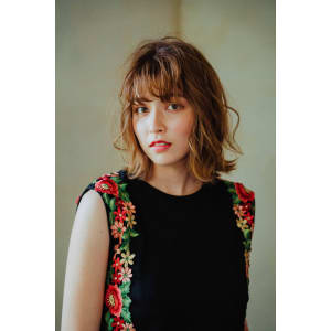 シースルーバング×外ハネ大人ボブ