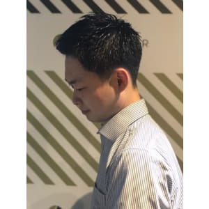 大人の刈り上げスタイル【BARBER-BAR】
