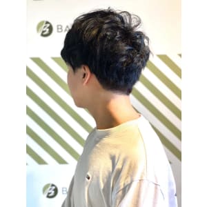 大人のマッシュスタイル【BARBER-BAR】