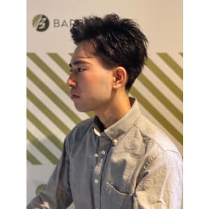 大人のリバーススタイル【BARBER-BAR】
