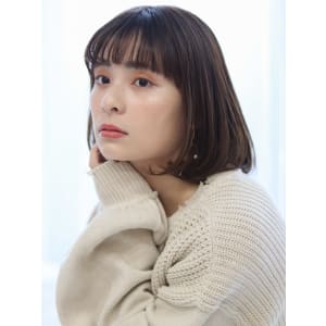 シースルーバング×ストレートボブ