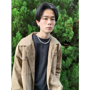 【山田】前下がりメンズセンターパートスリークショートy194
