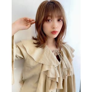 ナチュラルレイヤーシースルーくびれミディ
