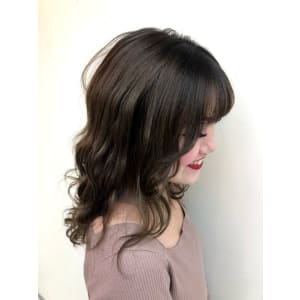 セミロングレイヤー