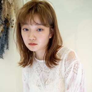 《中目黒サロンe's》ふわっと前髪ツヤ髪ストレート【佐久間】