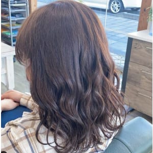 nineヘアスタイル