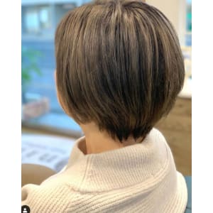 nineヘアスタイル