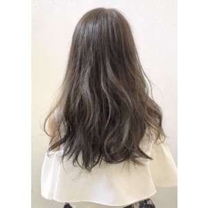 くすみスモーキーアッシュ - gift hair salon【ギフト】掲載中