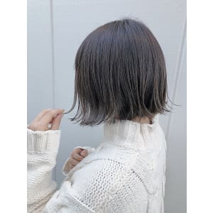 グラデーションカラー×ボブ