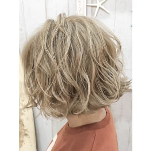 【スタイリストKOZOのサロンスタイル】