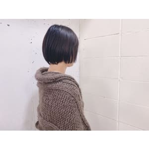 大人のボブスタイル。