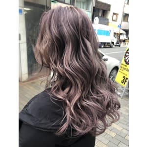 【スタイリストKOZOのサロンスタイル】