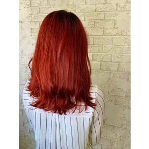 赤髪でガーリーなスタイルに！cherry red 8001