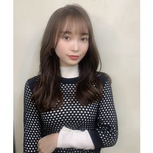 フェミニンヘア