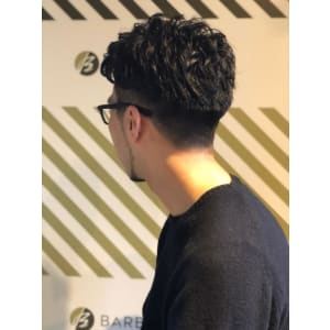 大人のパーマスタイル【BARBER-BAR】