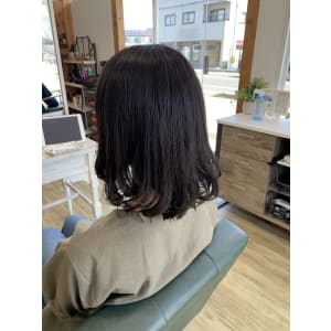 nineヘアスタイル