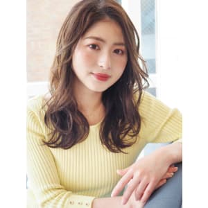 大人可愛いゆるふわ愛されセミロング