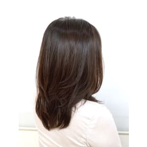 艶髪ナチュラルヘアレイヤースタイル