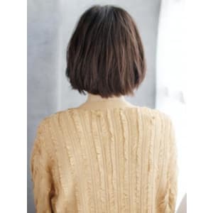 セミウエットのニュアンスカールボブ