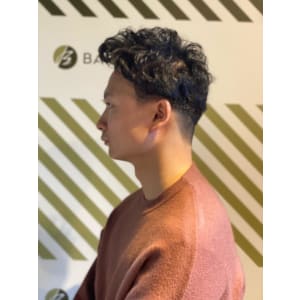 大人のパーマスタイル【BARBER-BAR】