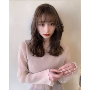 フェミニンヘア
