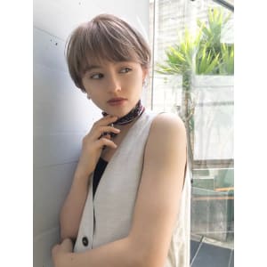 スタイリッシュな丸みショート