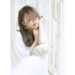 最旬うざバングでこなれモテスタイル