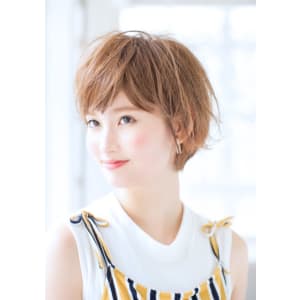 ヘルシーな魅力　大人可愛いショート